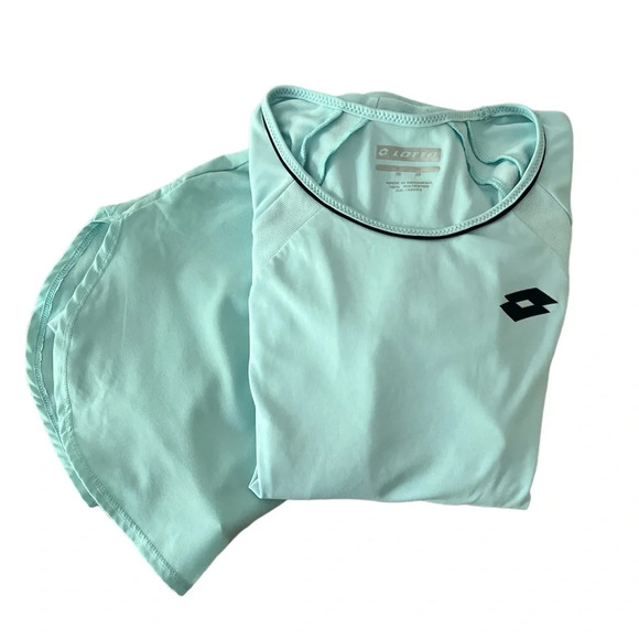 Lotto baby blue 3/4 sleeves top and skort set size XS - Picture 2 of 13
